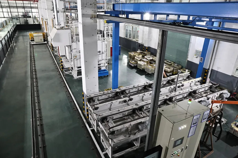ZUPPER production line: Material Handling Track