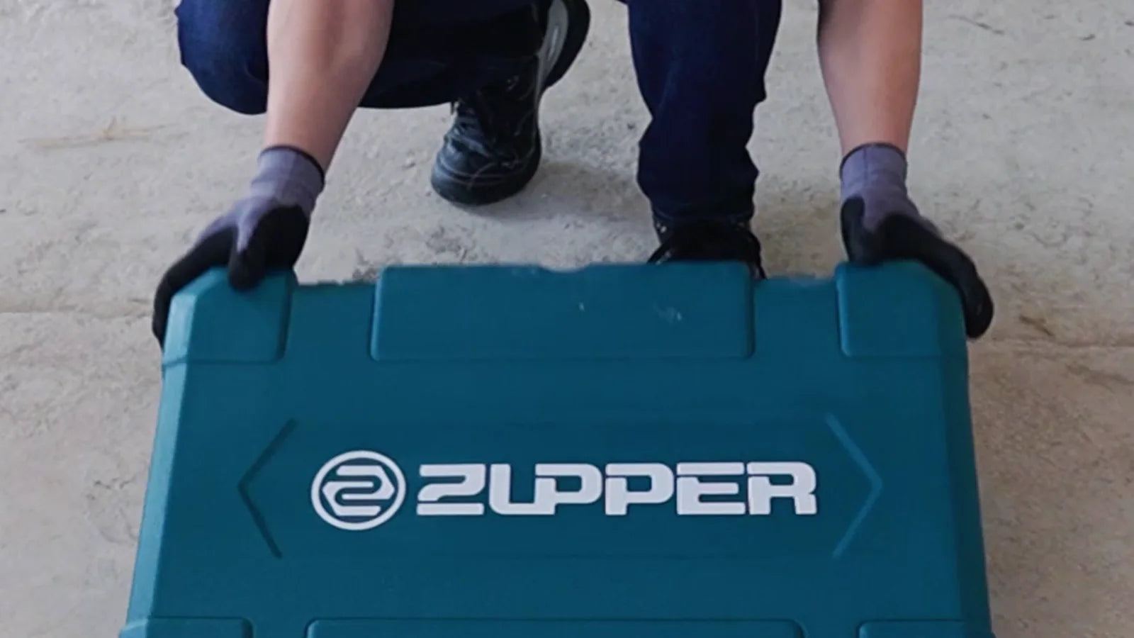 Closed ZUPPER carrying case moving into the fulfillment workflow